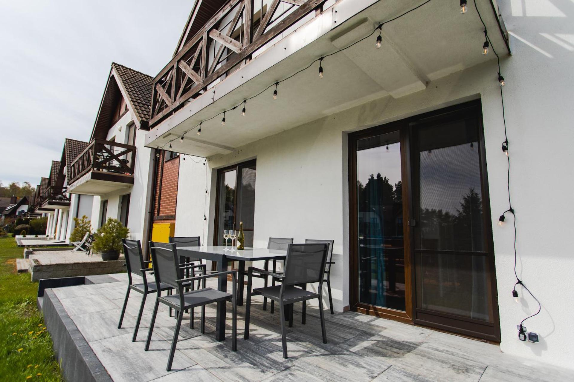 Apartament Lajba Leba Z Basenem I Kortem Tenisowym Zarnowska Exterior foto