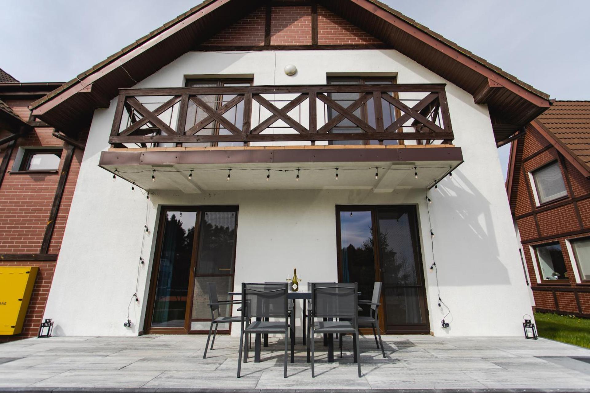 Apartament Lajba Leba Z Basenem I Kortem Tenisowym Zarnowska Exterior foto